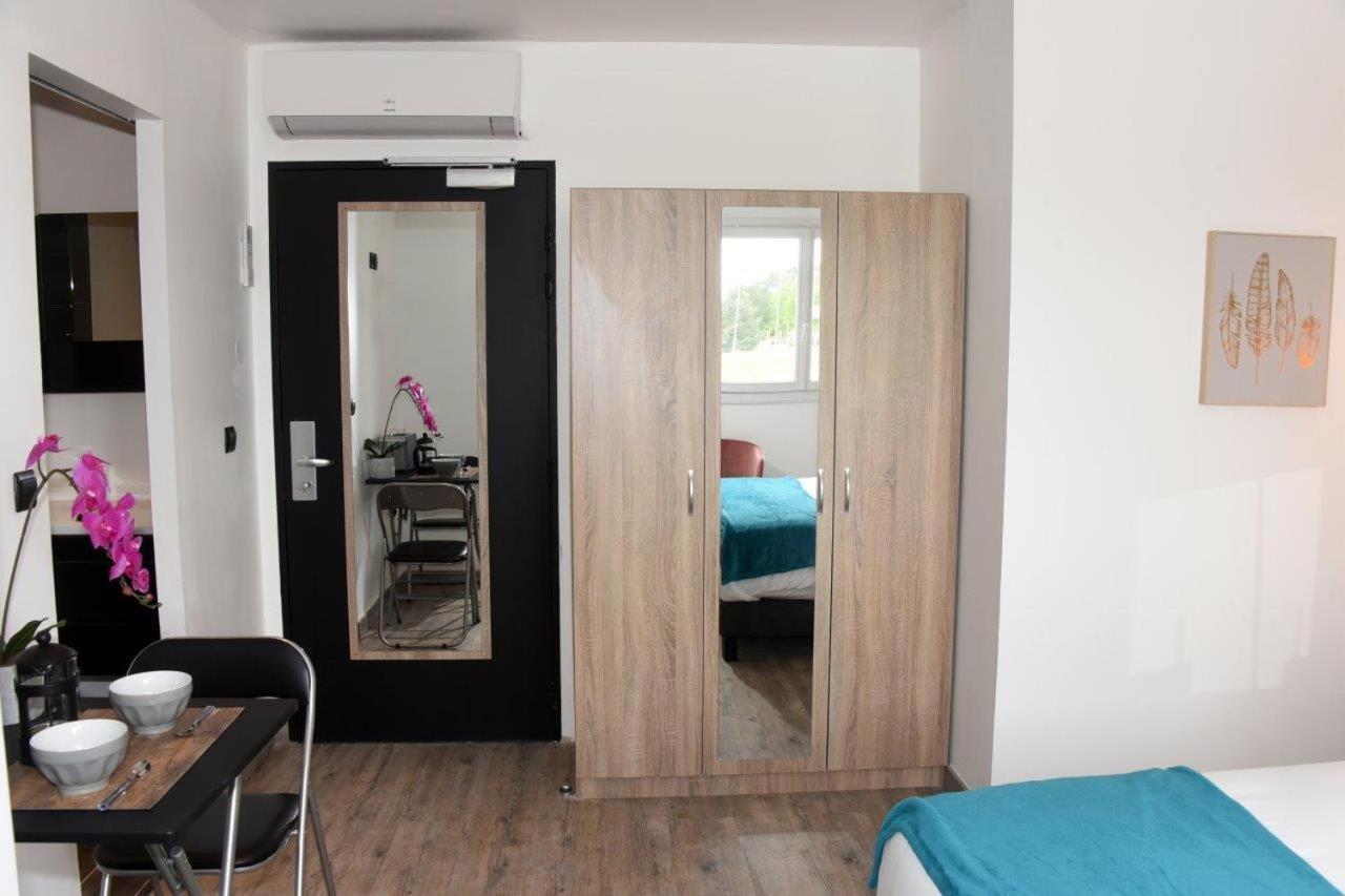 Home Place Apartments - Langon Sauternes Ngoại thất bức ảnh